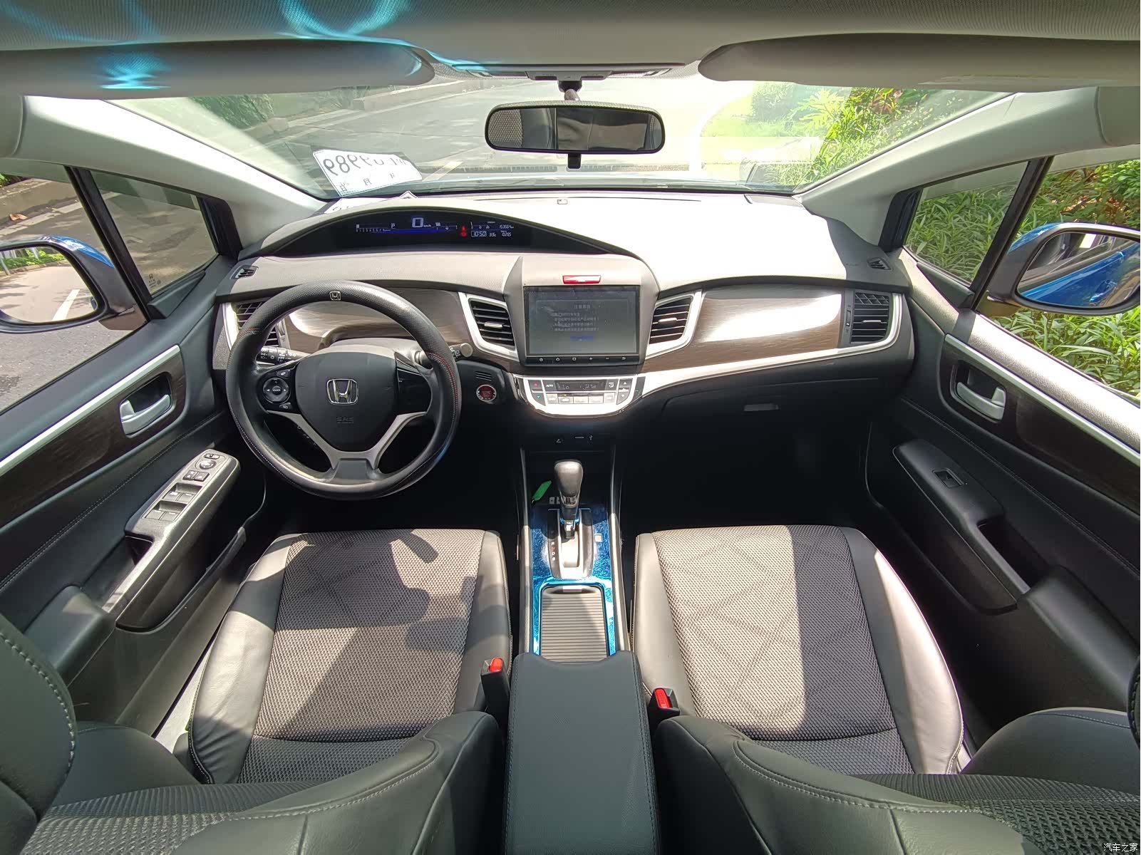 Honda Jade, 2016 13