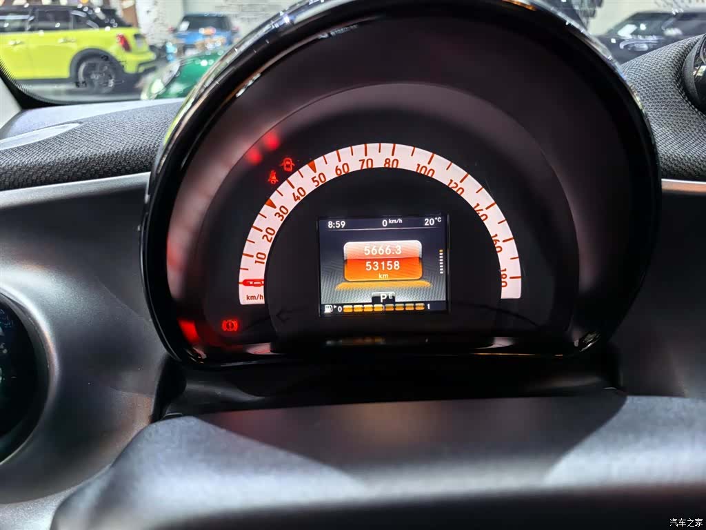 Smart Fortwo, 2019 9