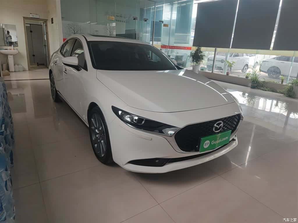 Mazda Mazda3, 2025 4