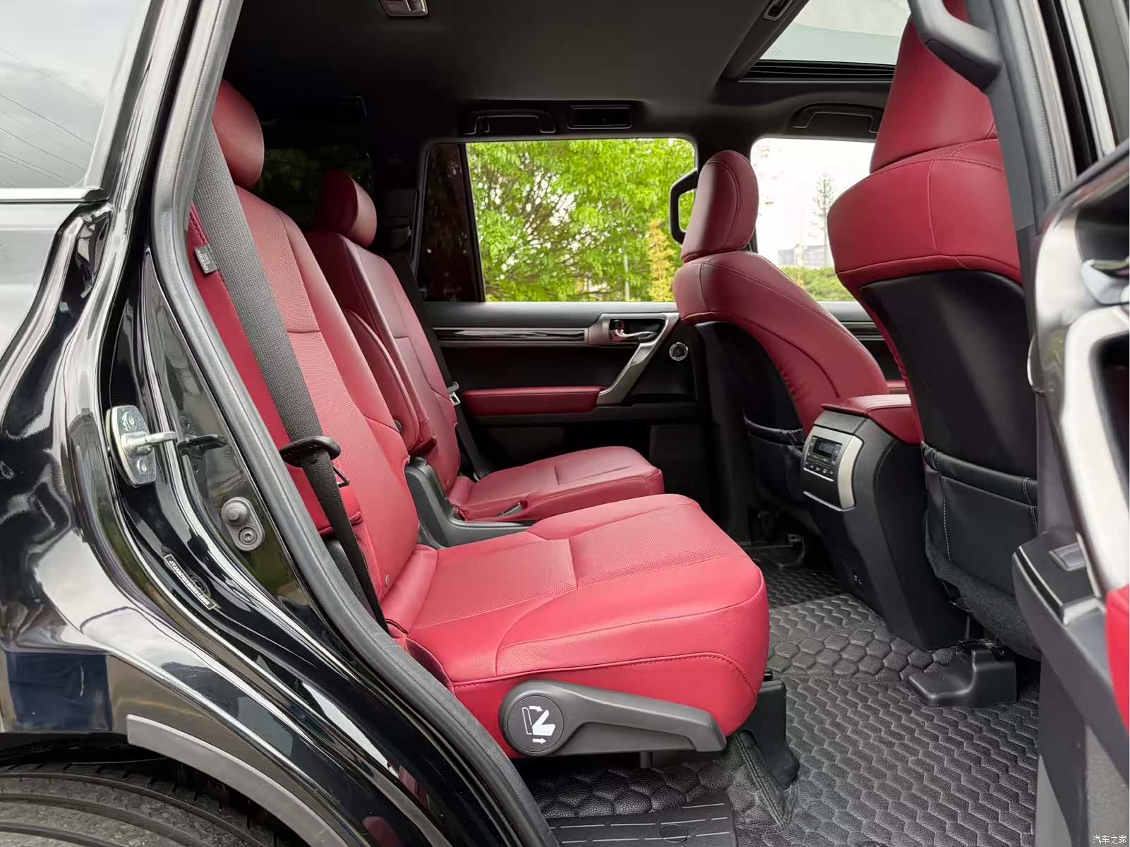 Lexus GX, 2022 18