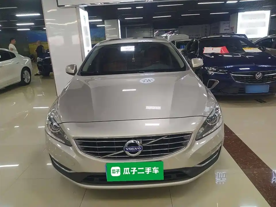 Volvo S60