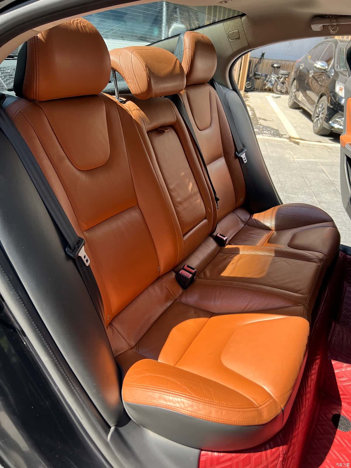 Volvo S60, 2011 10