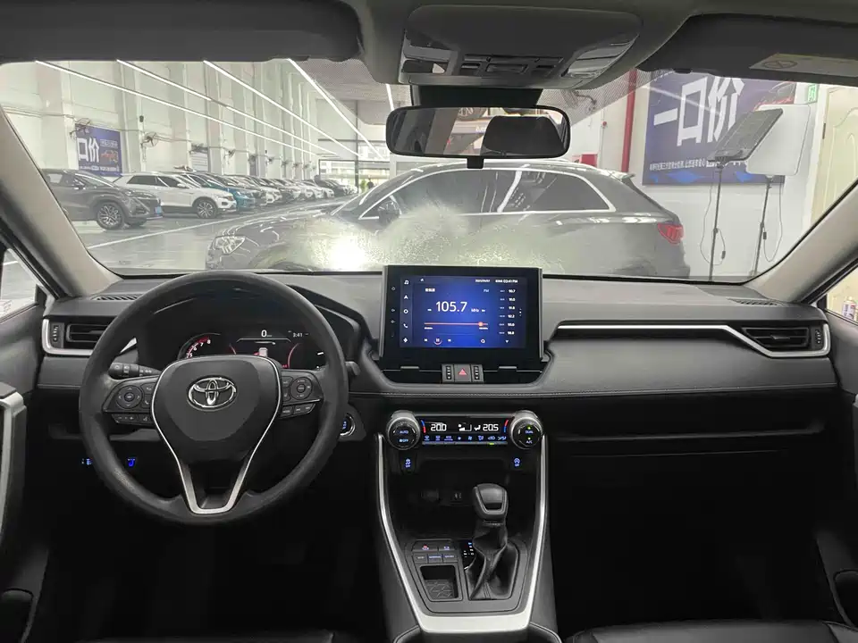 Toyota RAV4 Rongfang