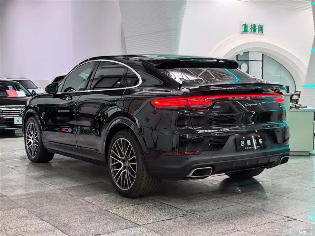 Porsche Cayenne, 2021 3