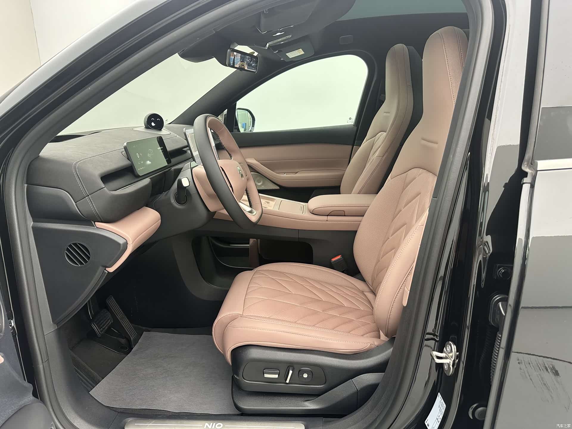 NIO EC6, 2025 14