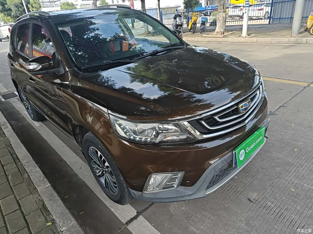 Geely X6, 2017 4