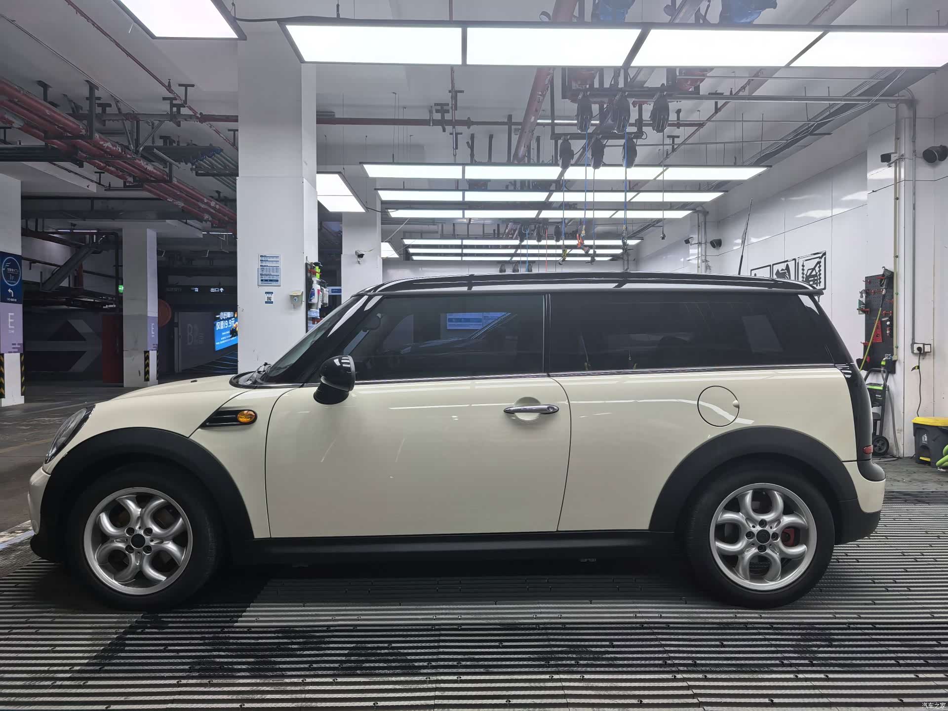 Mini Clubman, 2012 3