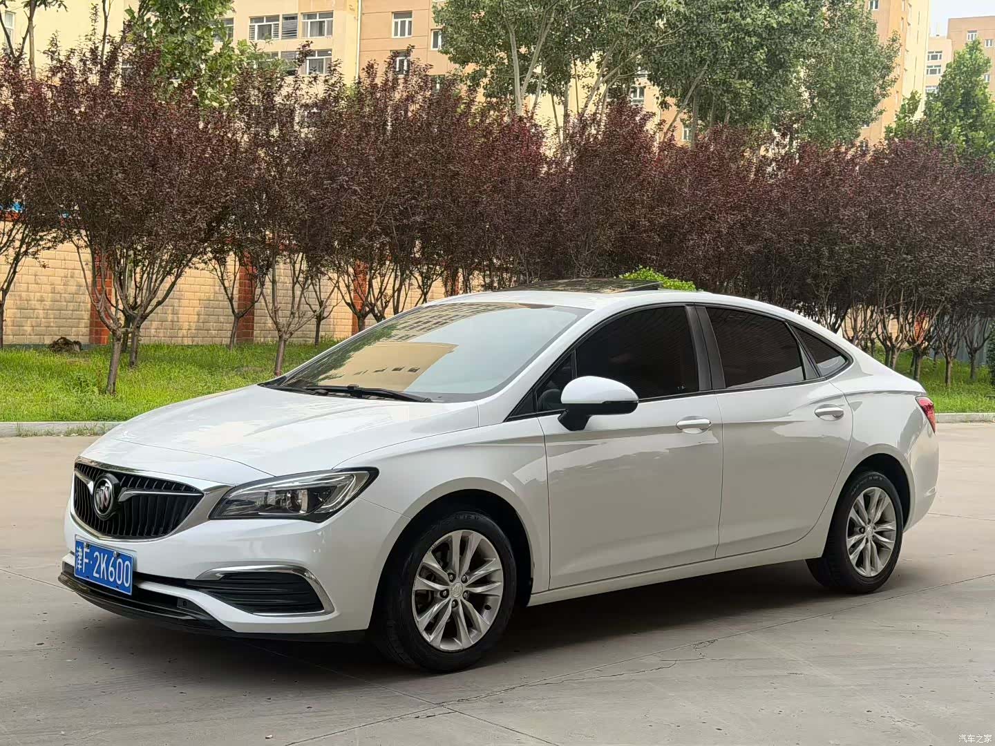 Buick Verano, 2018 3