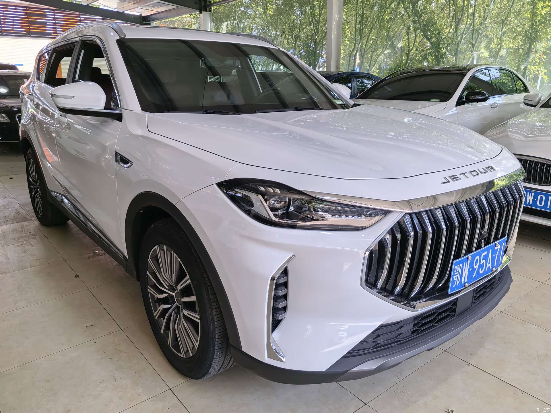 Jetour X70, 2023 3