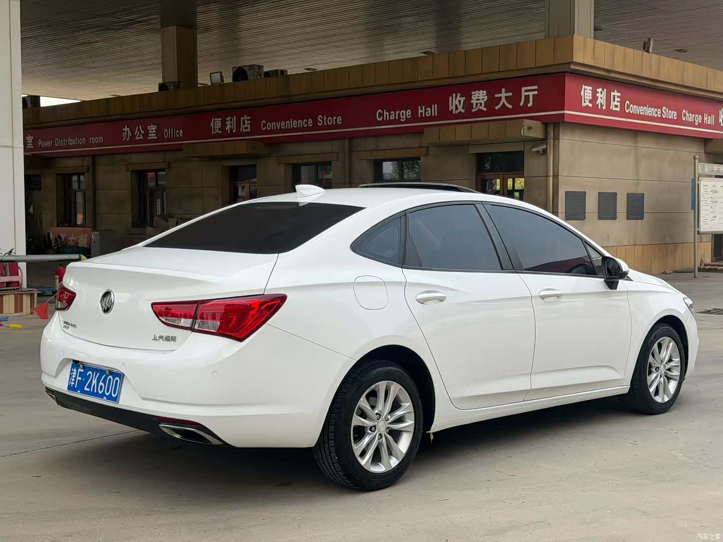 Buick Verano, 2018 6