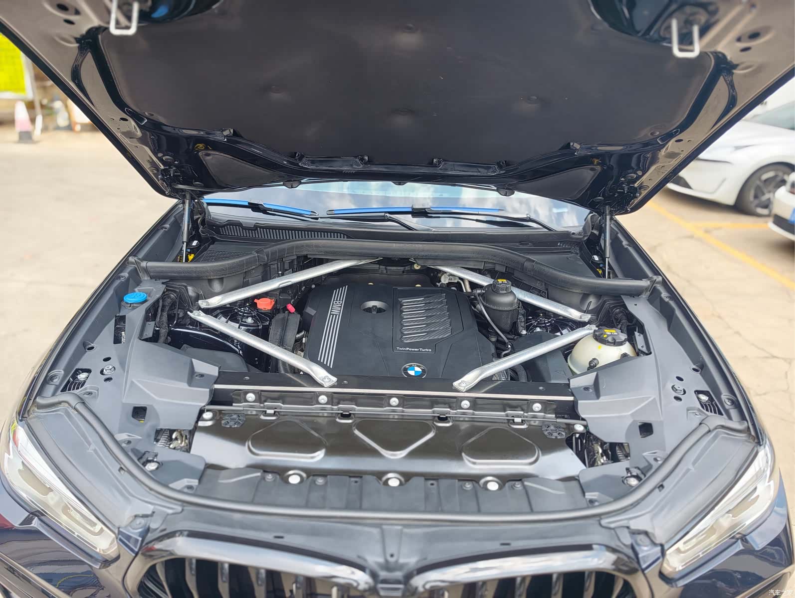 BMW X6, 2020 8