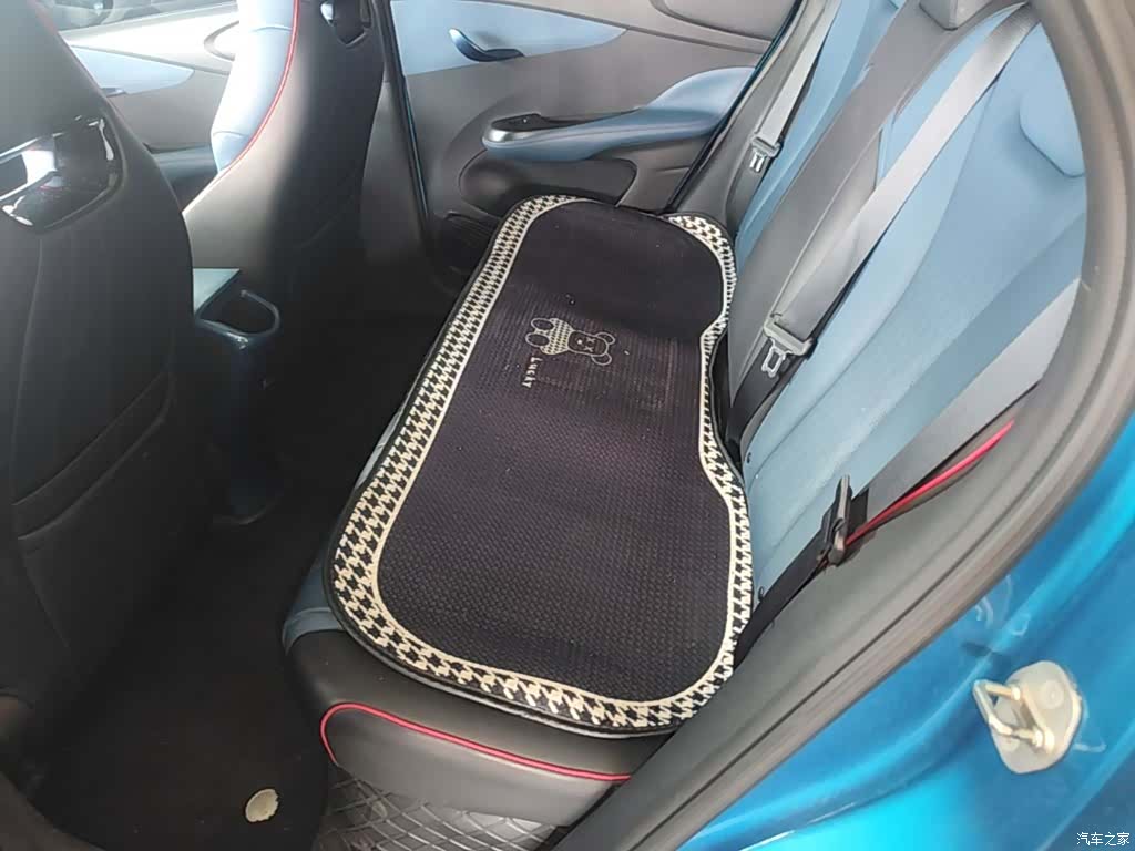 BYD Dolphin, 2023 17