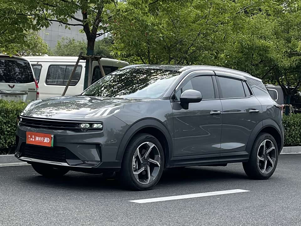 Lynk & Co 06 EM-P Lynk & Co 06 EM-P