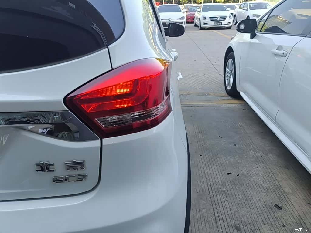 BAIC EC3, 2020 8