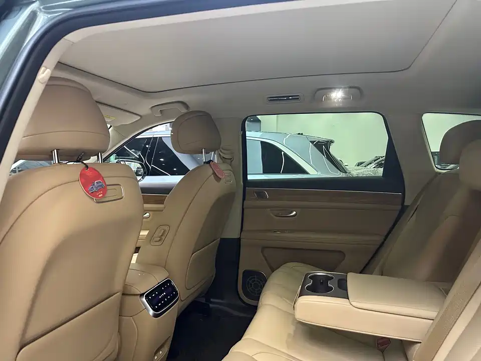 AITO Ask the world M7