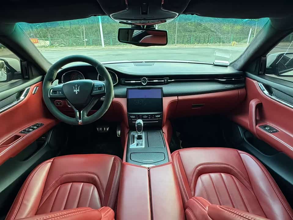 Maserati President