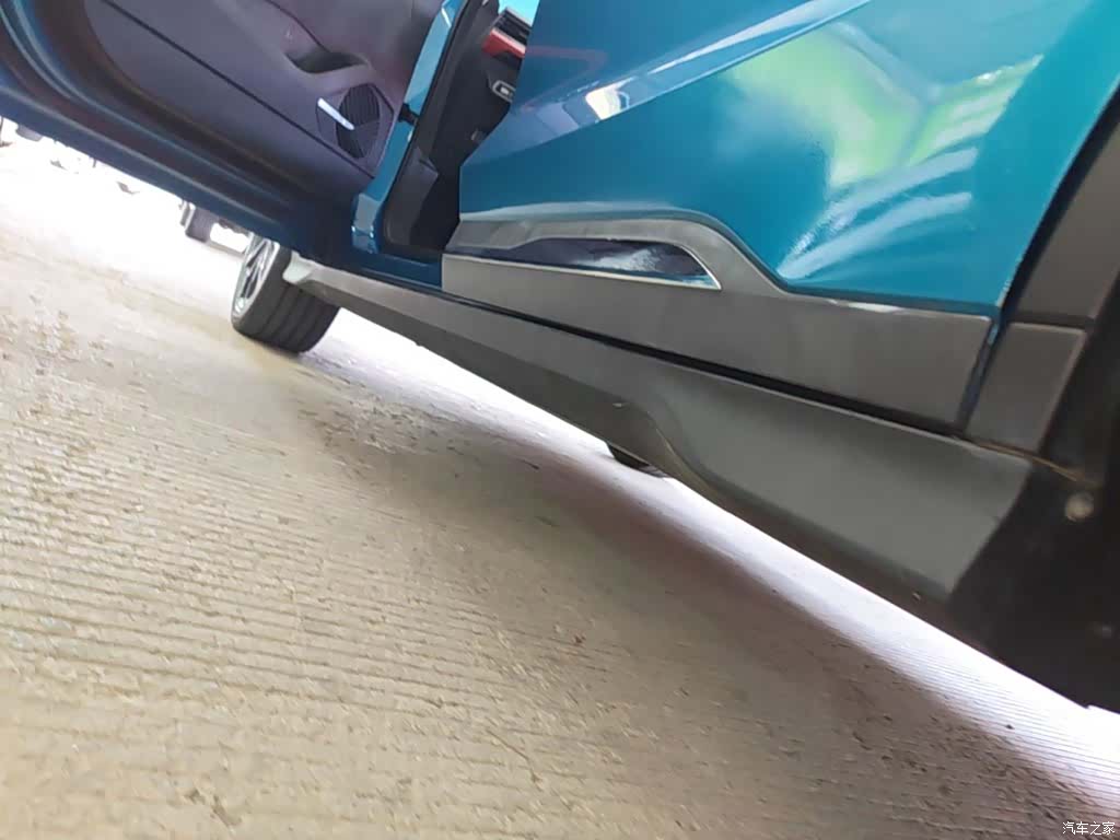 Geely Emgrand, 2022 22