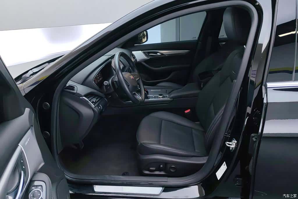 Cadillac CT5, 2023 9