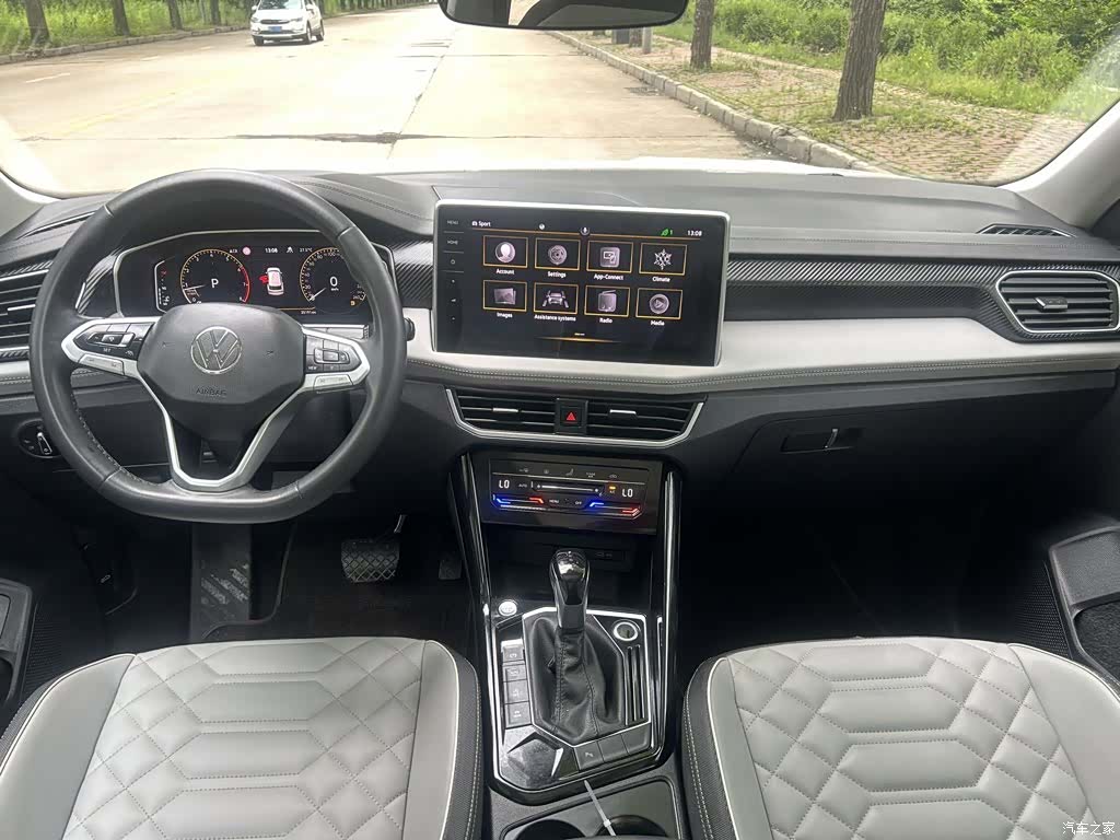 Volkswagen Tayron, 2023 10