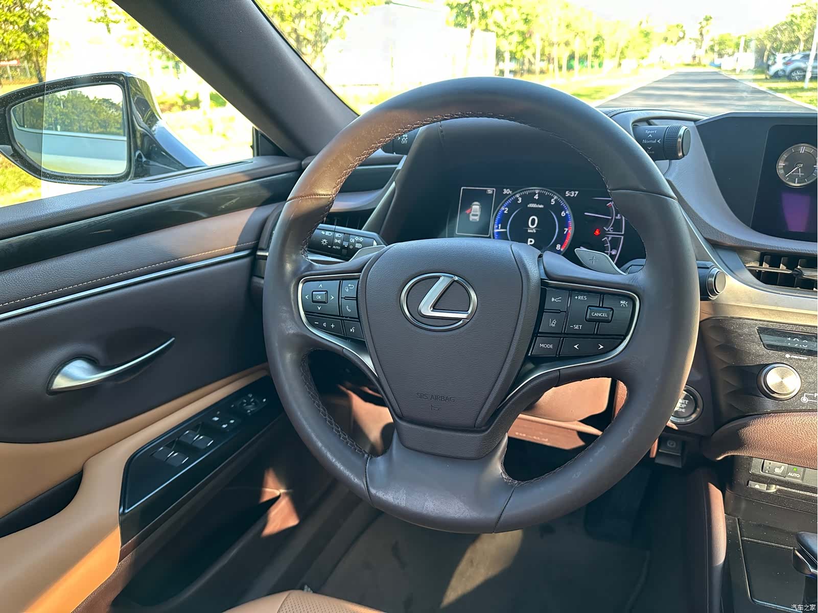 Lexus ES, 2020 10
