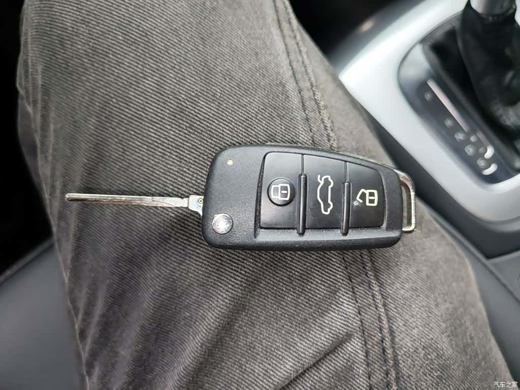 Audi Q3, 2018 9