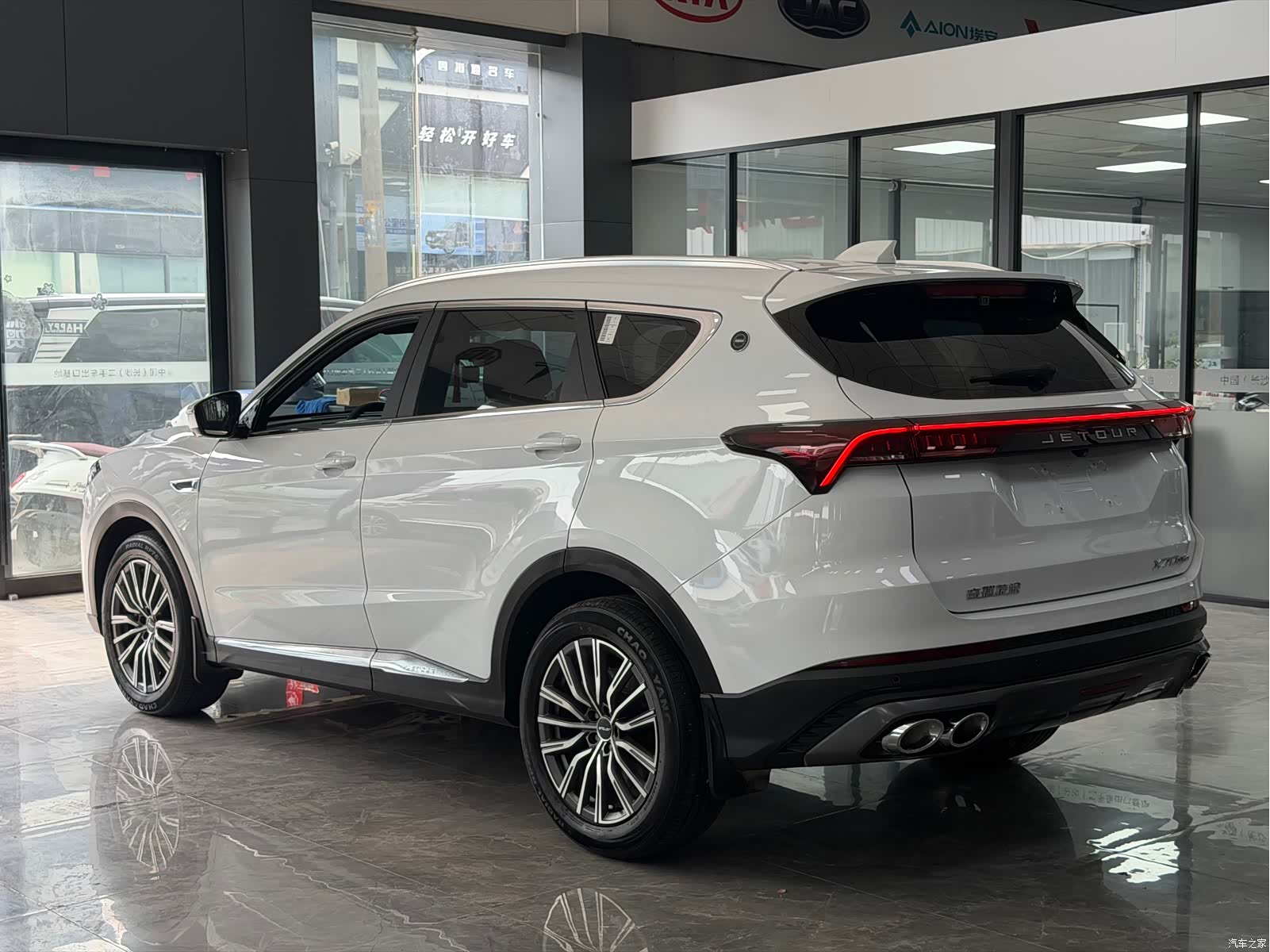 Jetour X70, 2023 14
