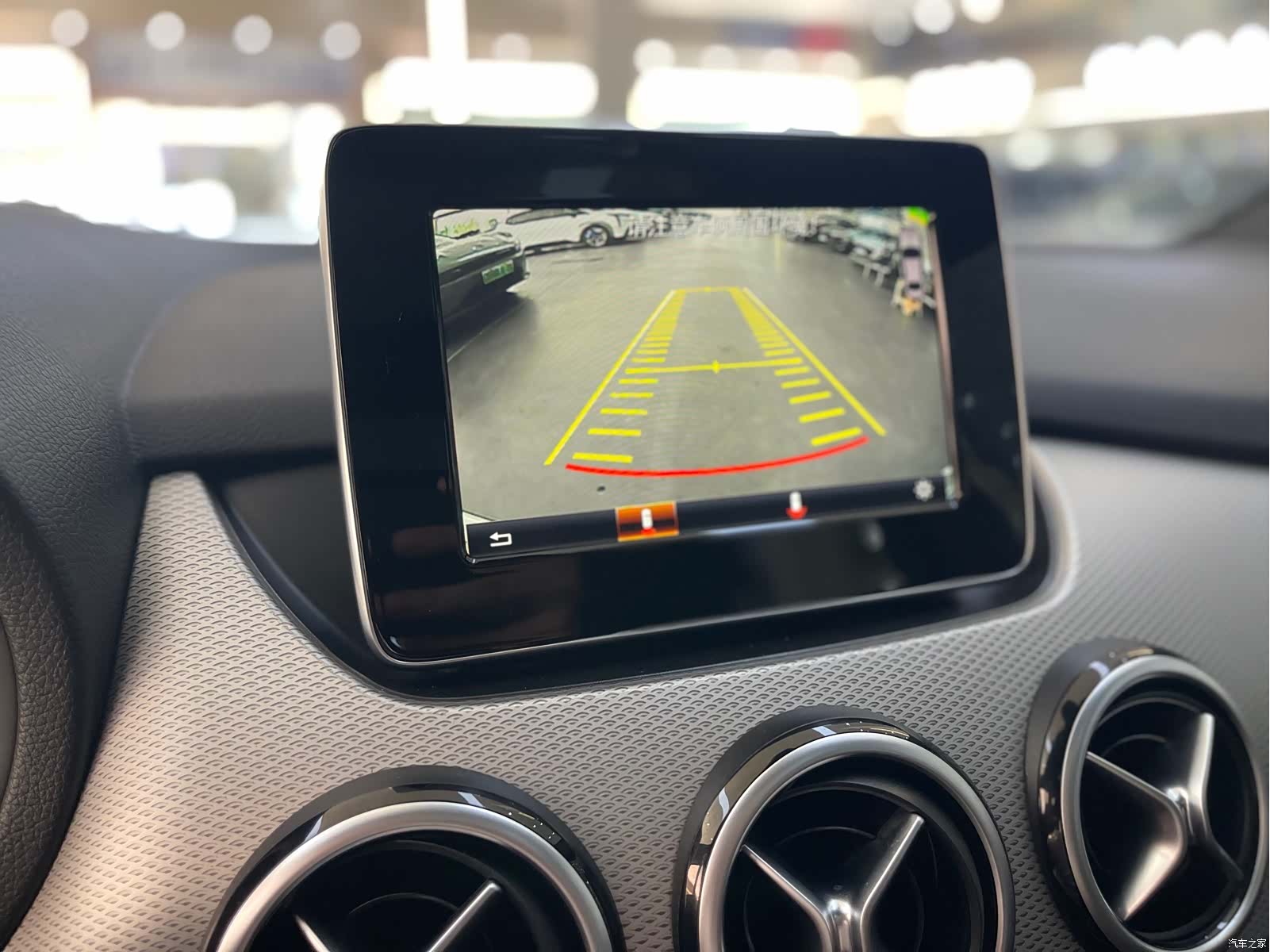 Mercedes-Benz B-Class, 2016 11