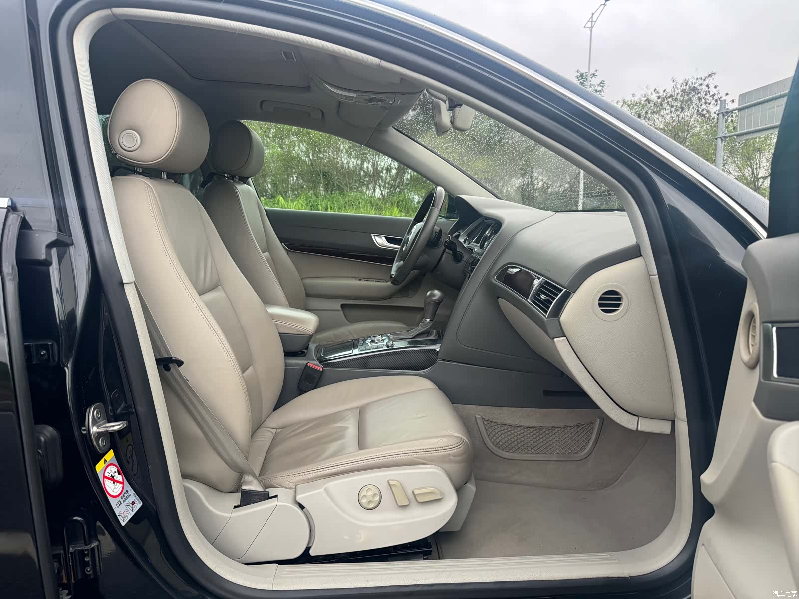 Audi A6L, 2012 6
