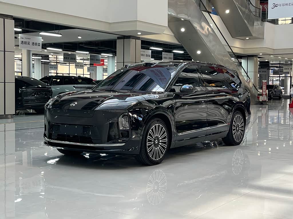 NIO ES8