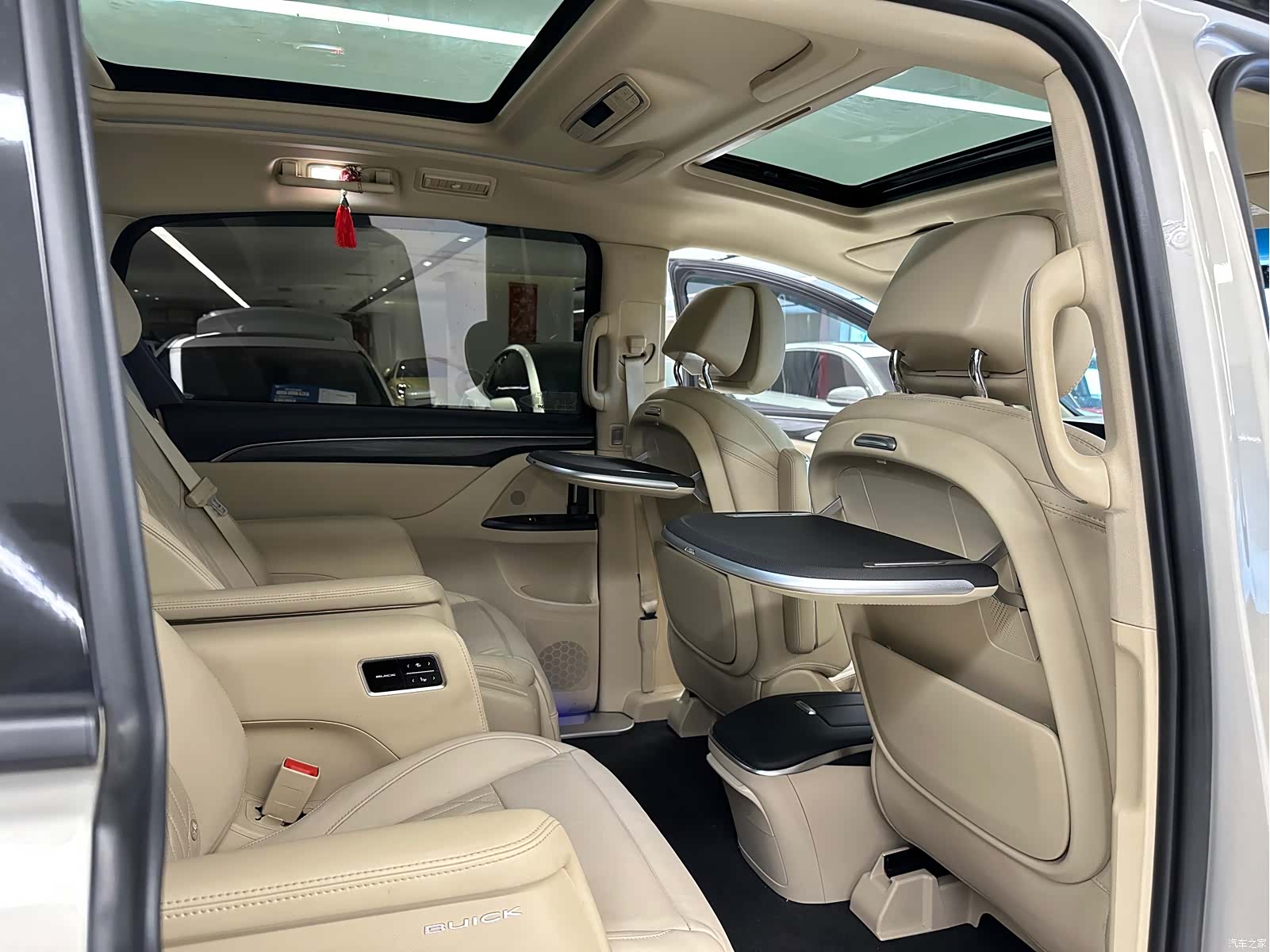Buick GL8, 2022 15