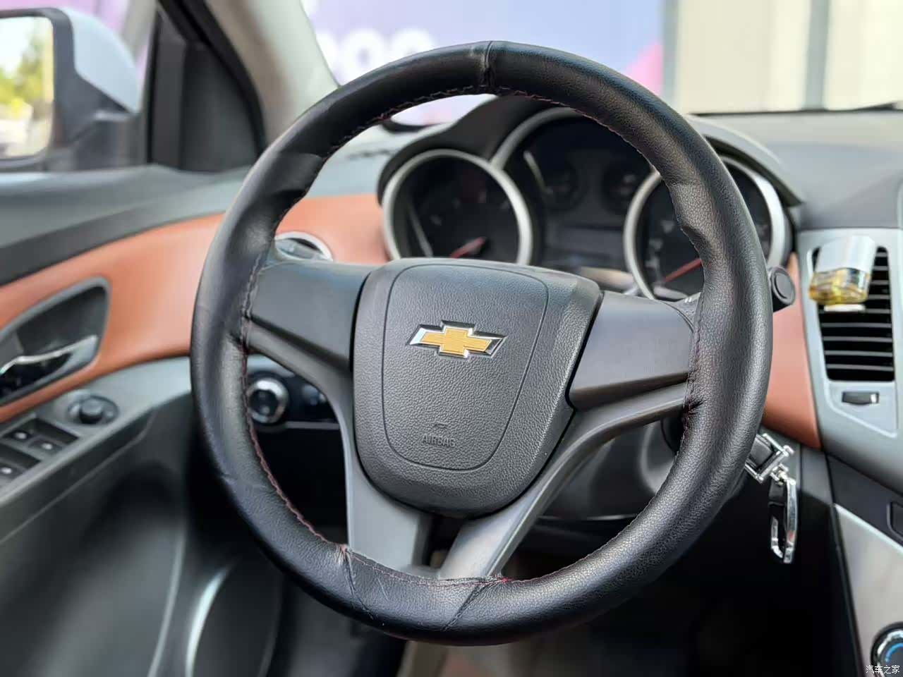 Chevrolet SE, 2014 10
