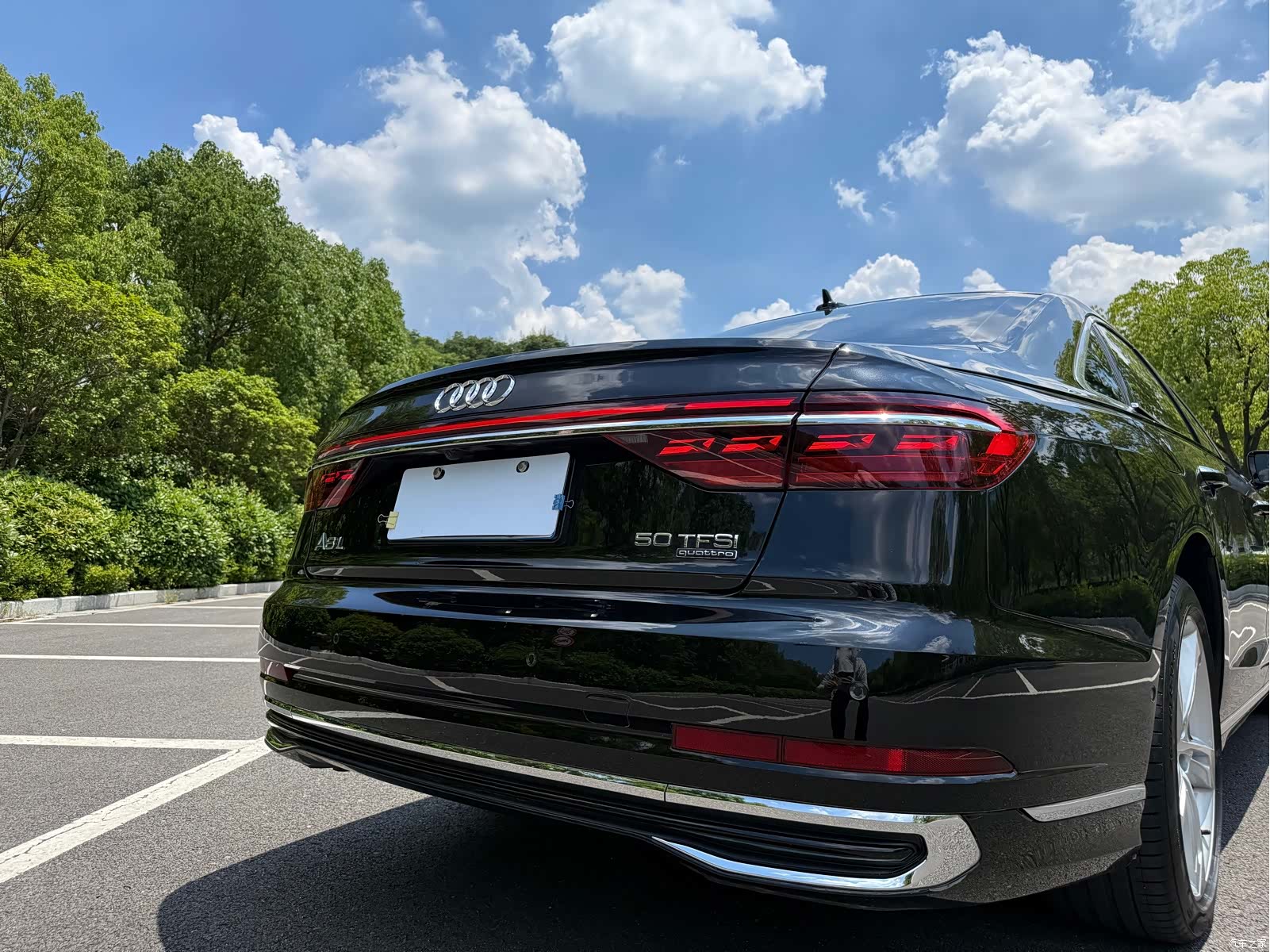 Audi A8L, 2023 22