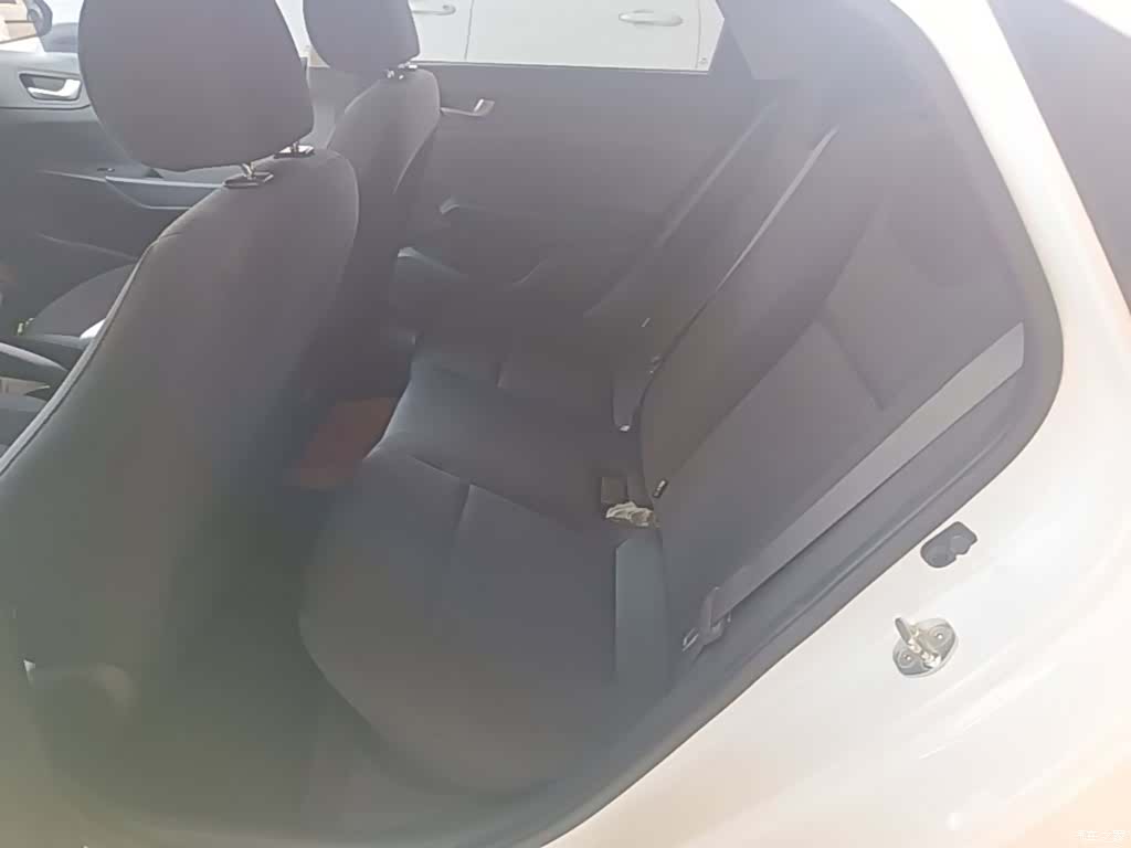 Hyundai GLS, 2018 13