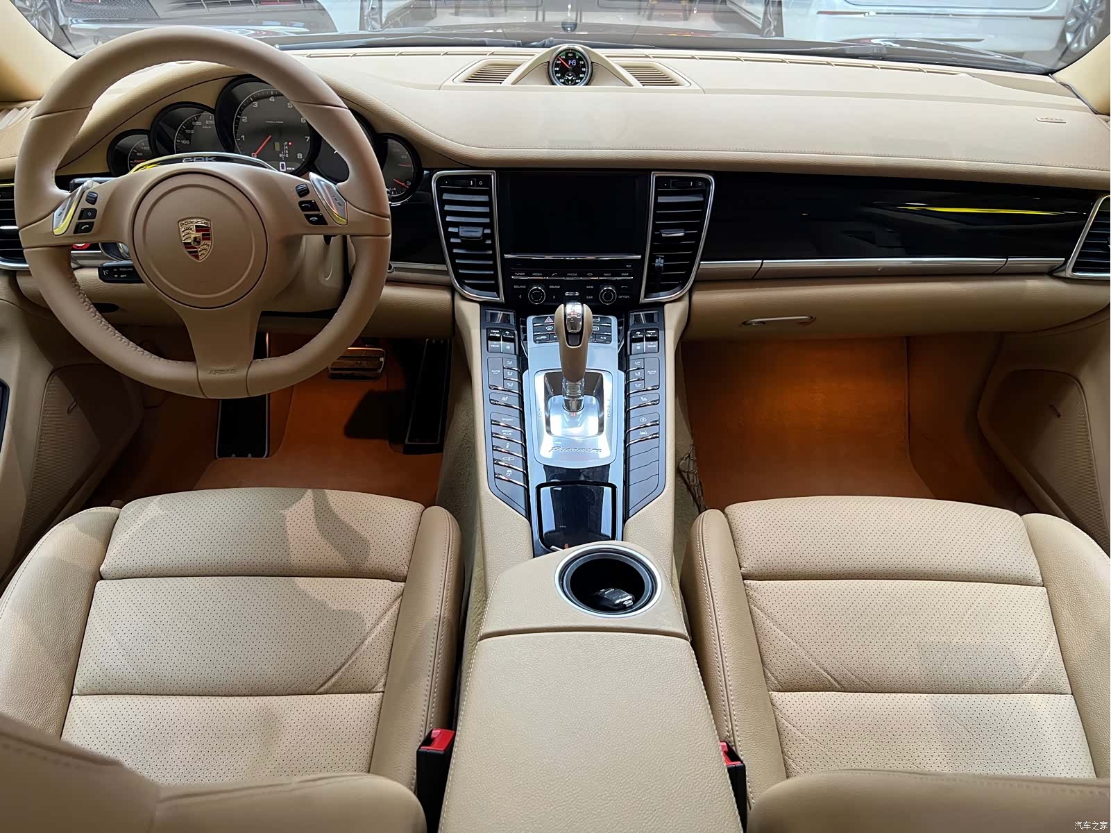 Porsche Panamera, 2014 11