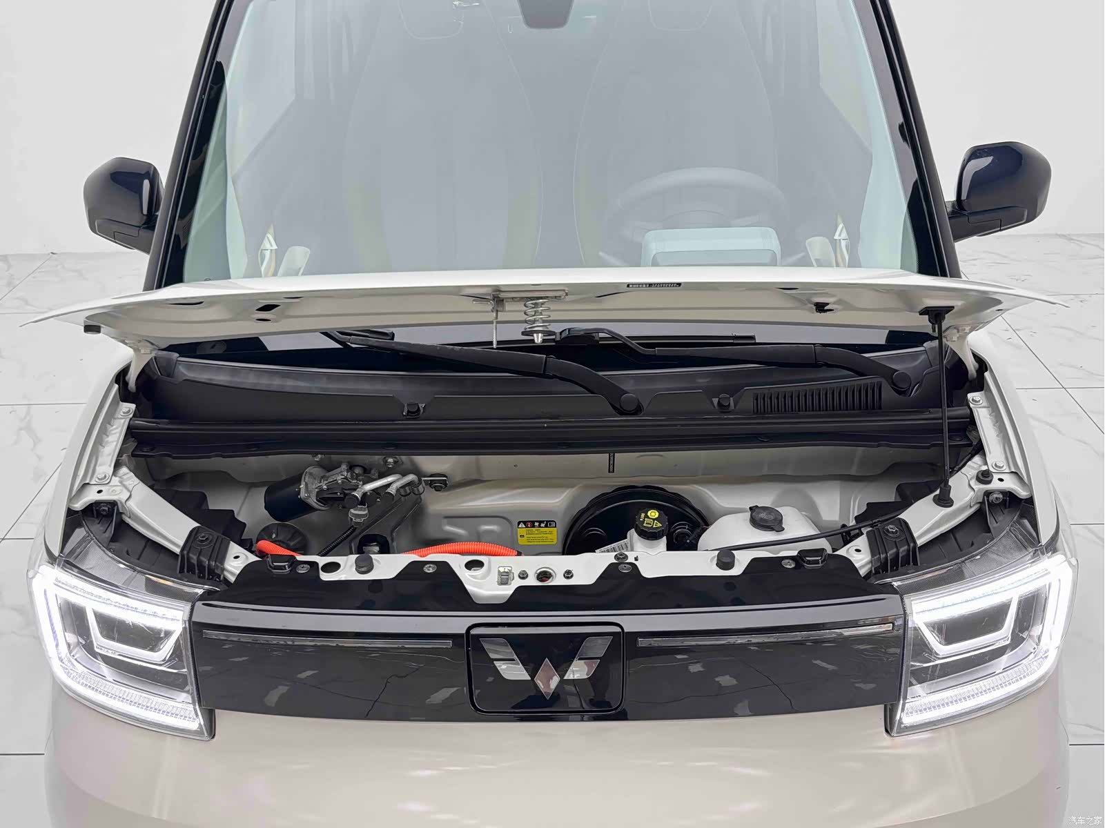 Wuling MINIEV, 2022 все фото