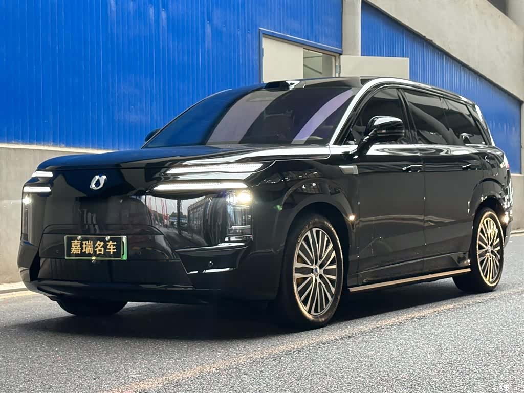 Denza N8