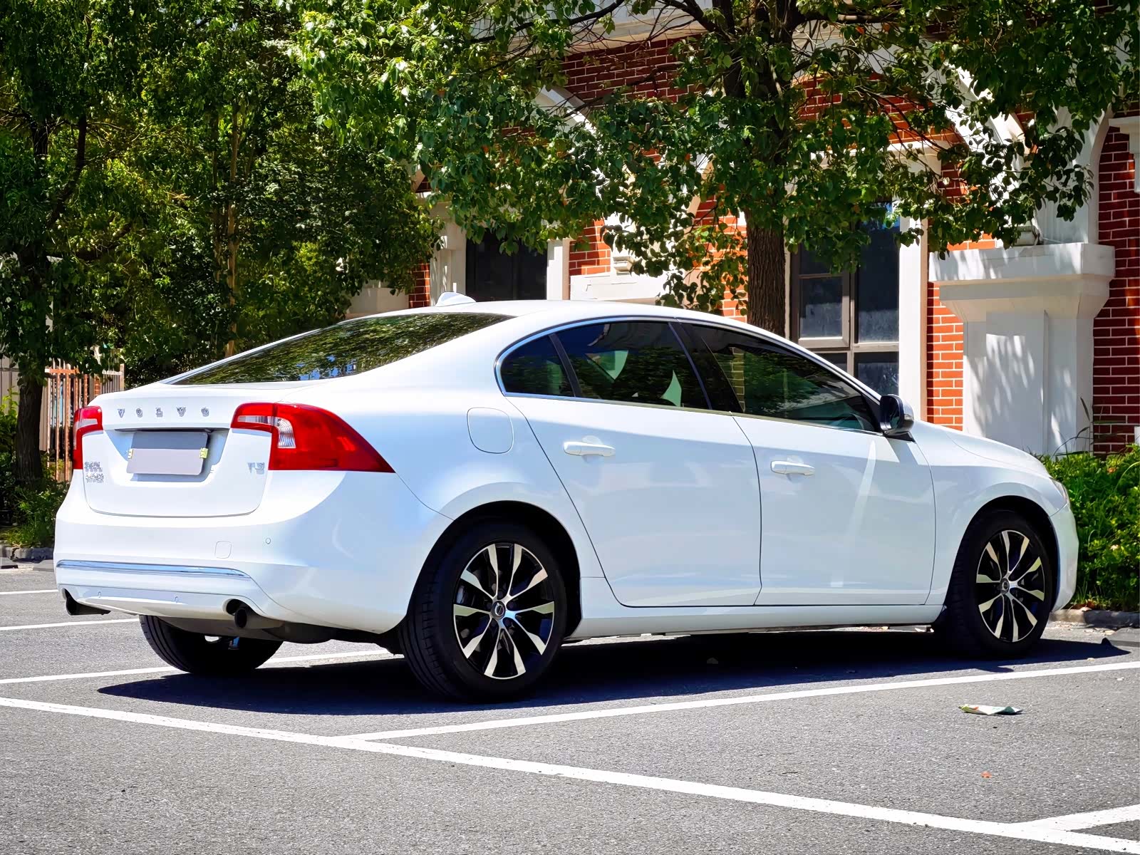 Volvo S60, 2019 все фото