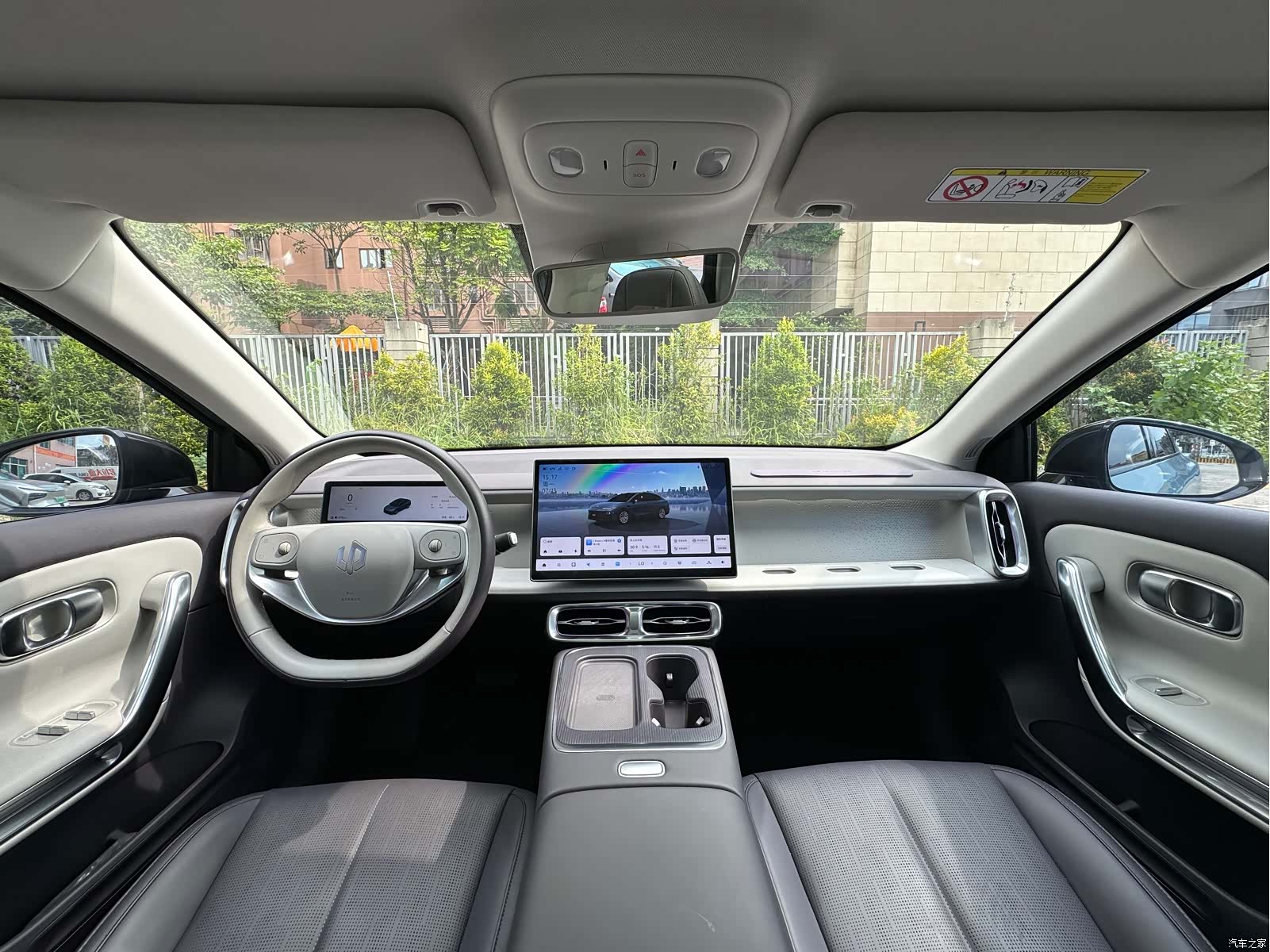Leapmotor B01, 2025 все фото