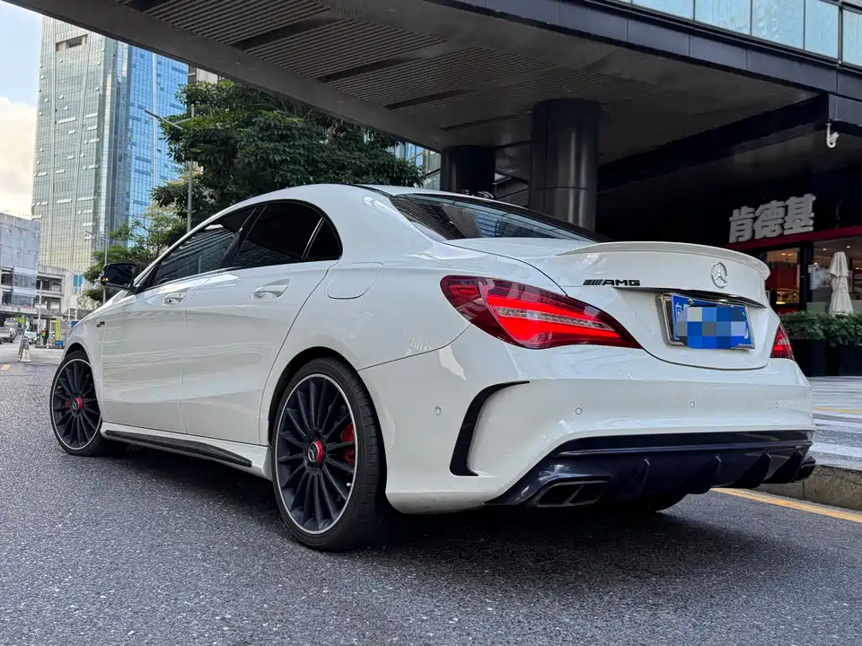 Mercedes-Benz CLA AMG