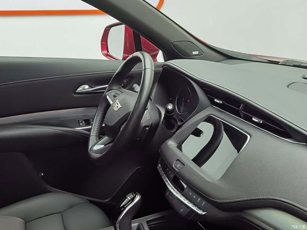 Cadillac XT4, 2021 22