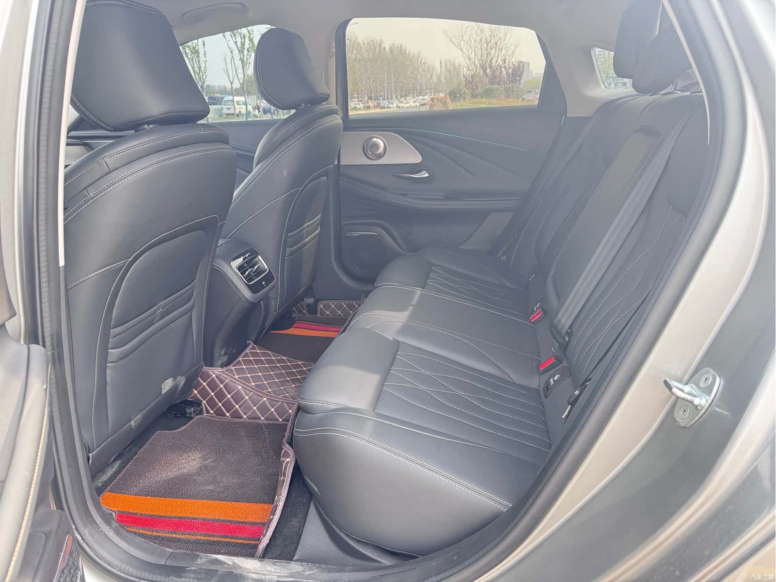 Chery Arrizo 8, 2025 все фото
