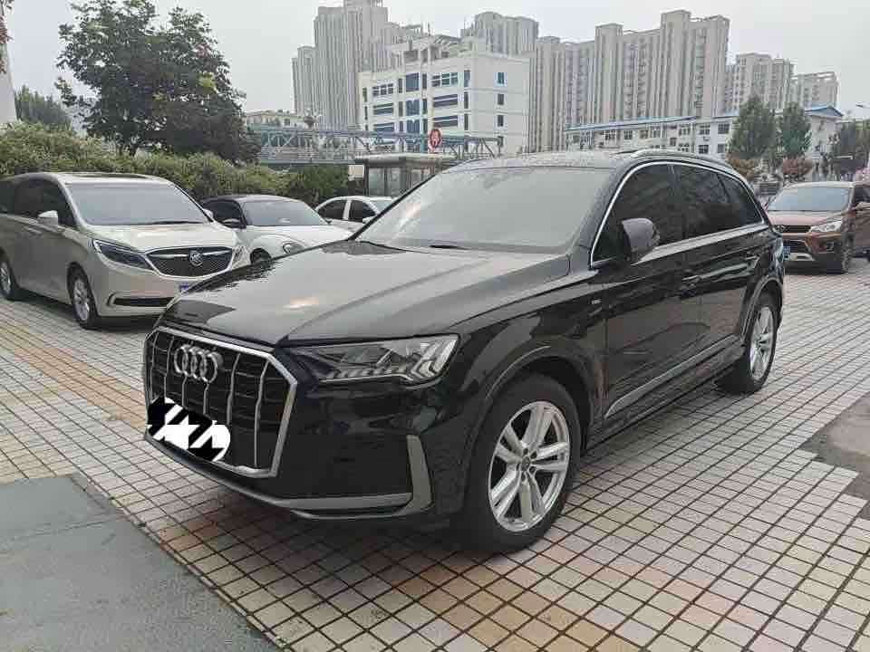 Audi Q7 2021 45 TFSI quattro S line Sport