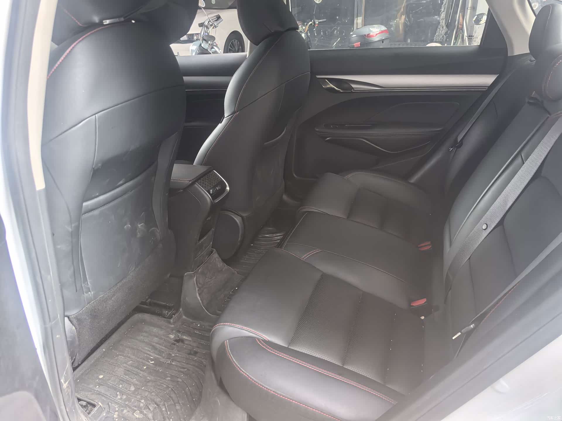 Geely Binray, 2020 все фото