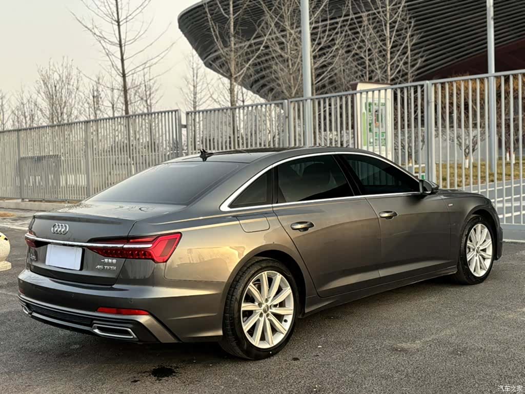 Audi A6L, 2022 13