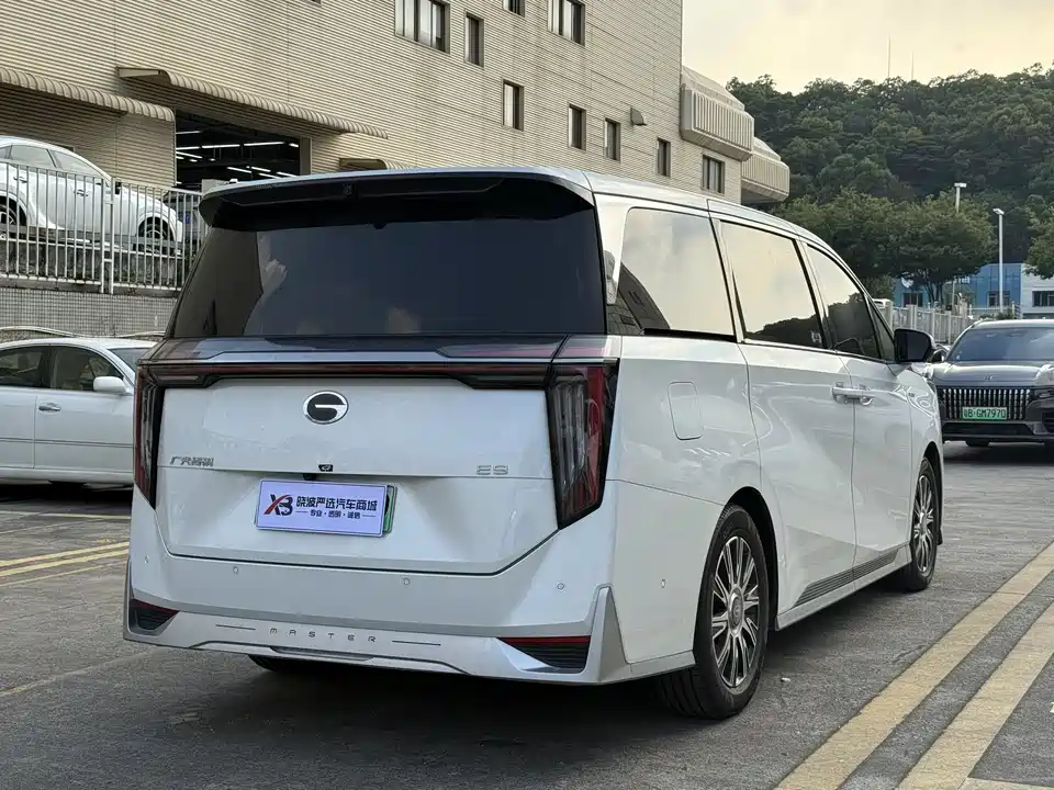 Trumpchi Trumpchi E9