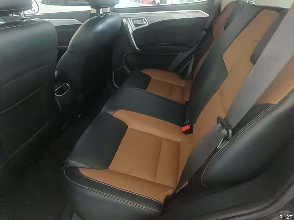 Geely X6, 2016 17