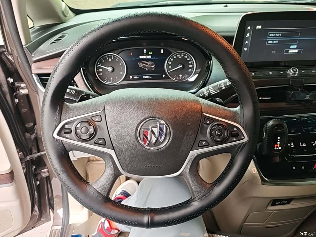 Buick GL8, 2023 11