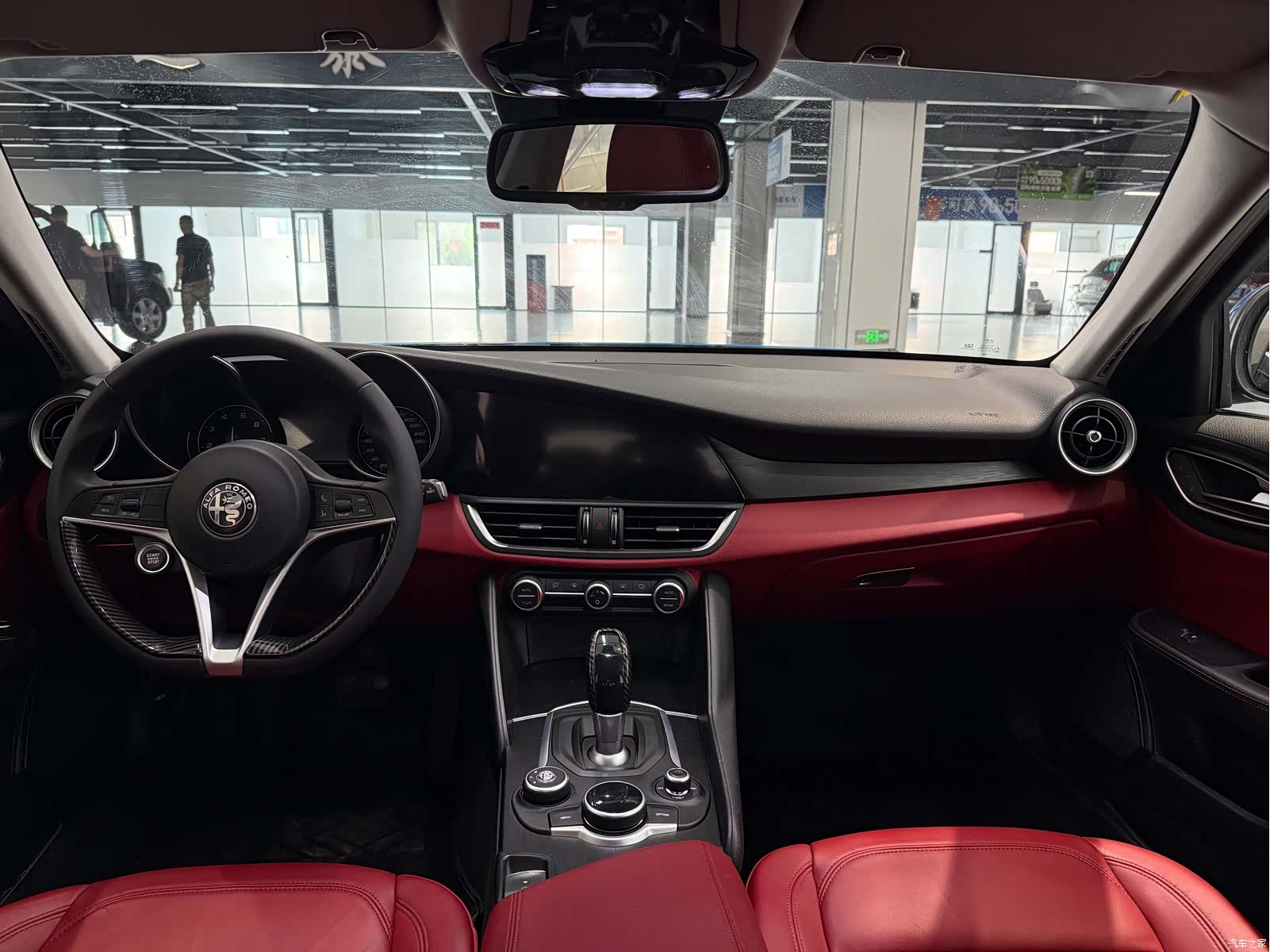 Alfa Romeo Giulia, 2018 6