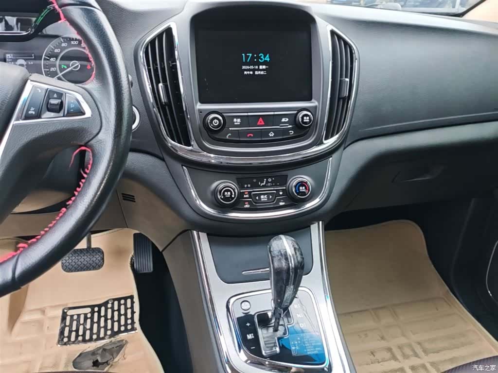 Wuling 560, 2016 13