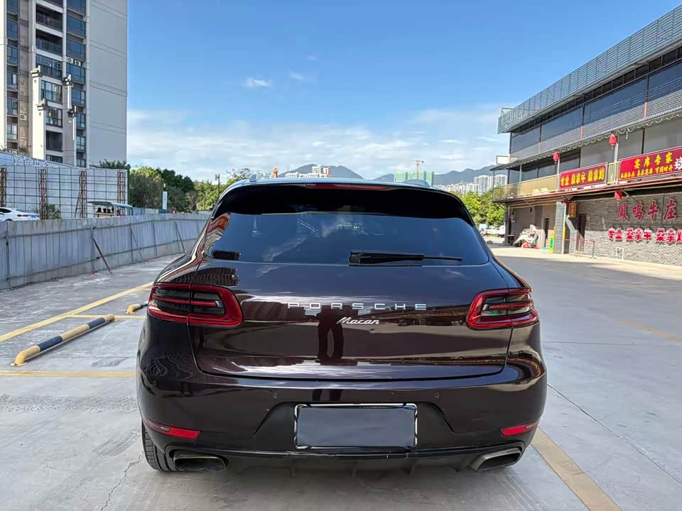Porsche Macan